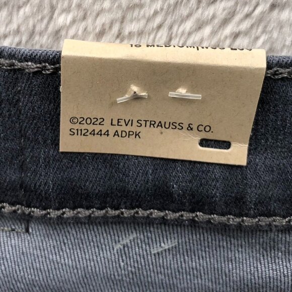 NWT Levi's Womens 311 Shaping Skinny Jeans 33 Gray Denim Classic Casual Cotton - Picture 9 of 16
